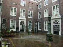 Wijnkelder in oude staat